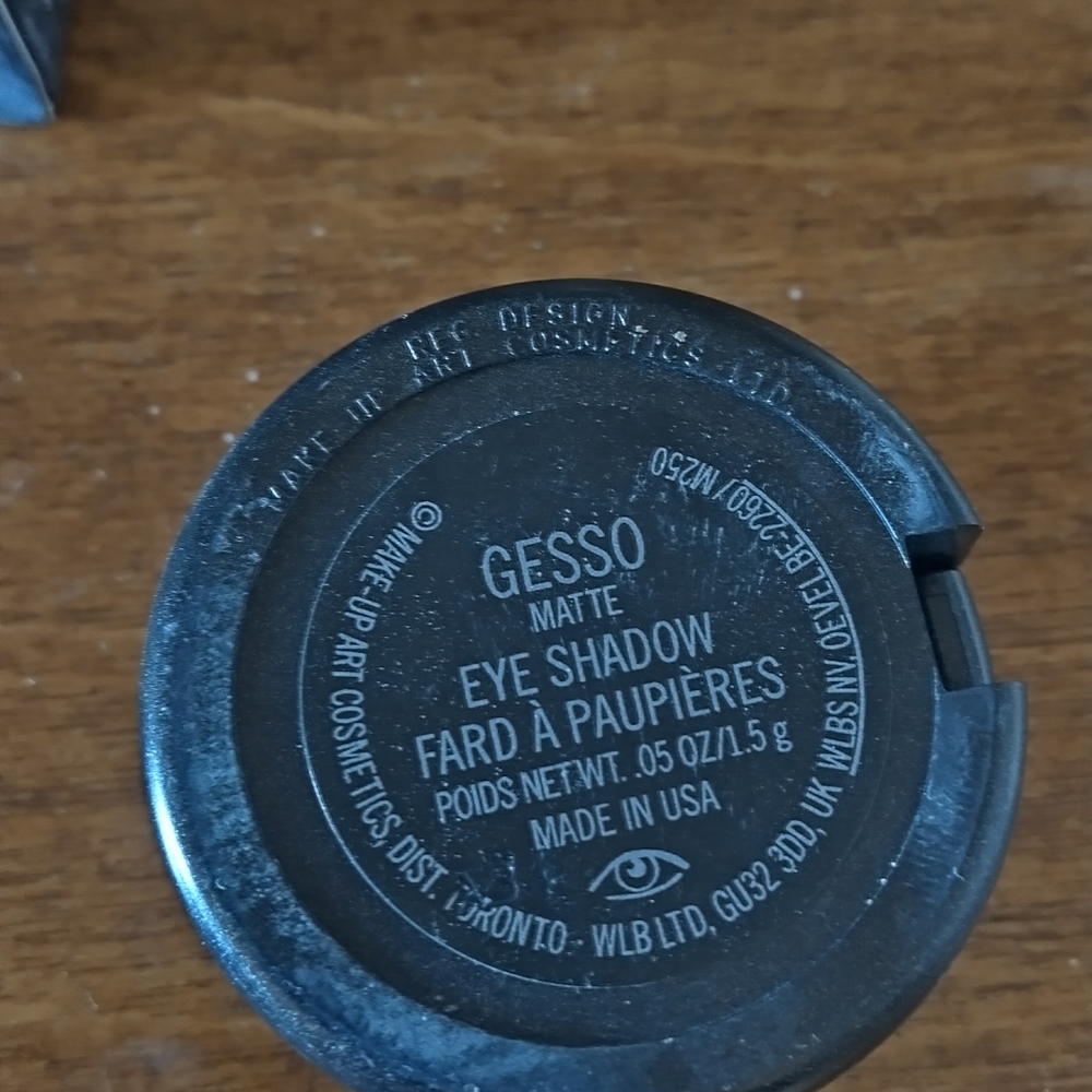 MAC GESSO EYESHADOW - Picture 6 of 6